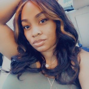 Meet your Posher, Lakesha